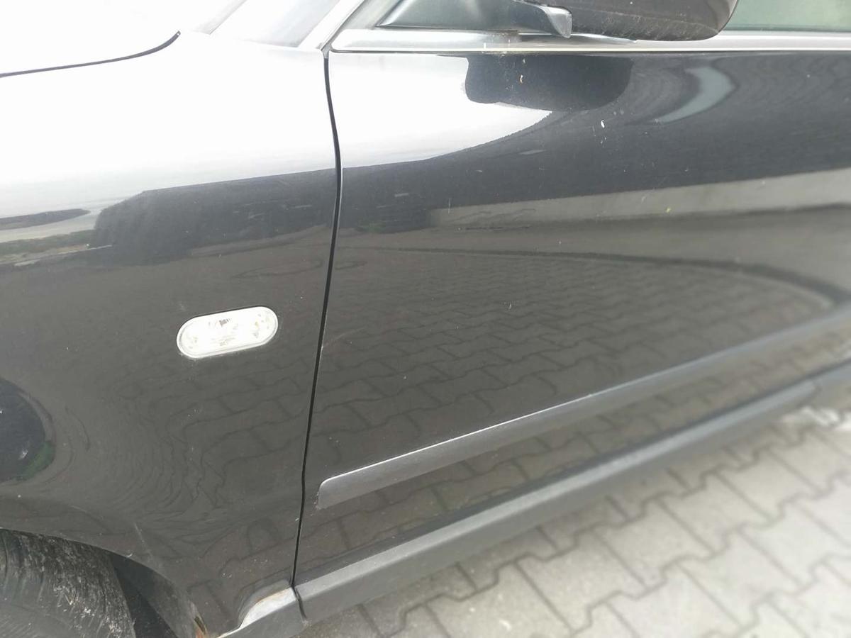 VW Passat 3BG original Tür vorn rechts LC9Z Black Magic Bj.2001